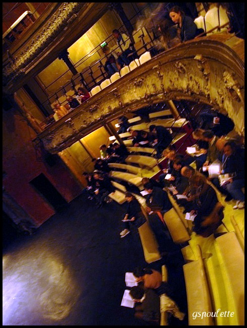 Le Théâtre des Bouffes du Nord_a0117915_6231595.jpg