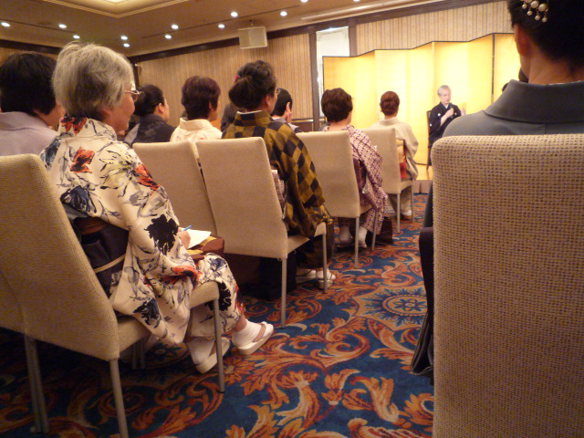 清田先生着物パーティ・藤舎名生さんの横笛。_f0181251_18115340.jpg