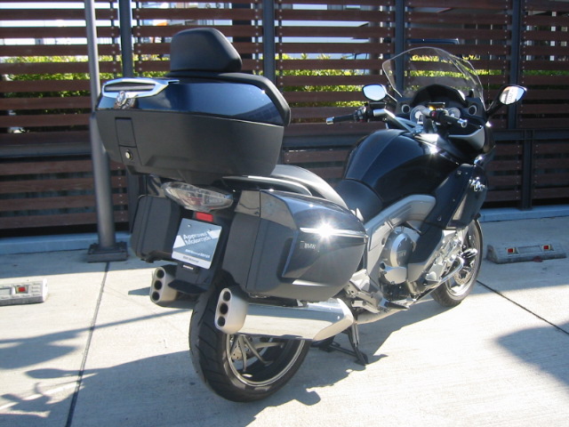 極上品薄車両K1600GTL中古車登場!_e0254365_18355345.jpg