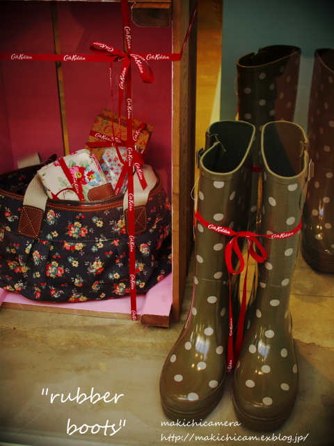 \"rubber boots\"_a0206748_22254977.jpg