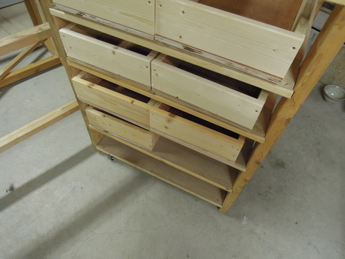 小花器用の棚作り。_d0195183_1930882.jpg