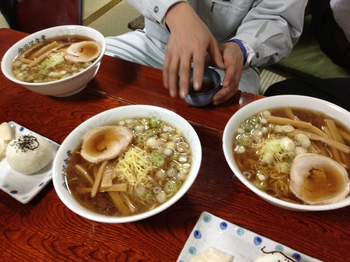 安い!美味い!田沢食堂のラーメン!_b0150120_1727327.jpg