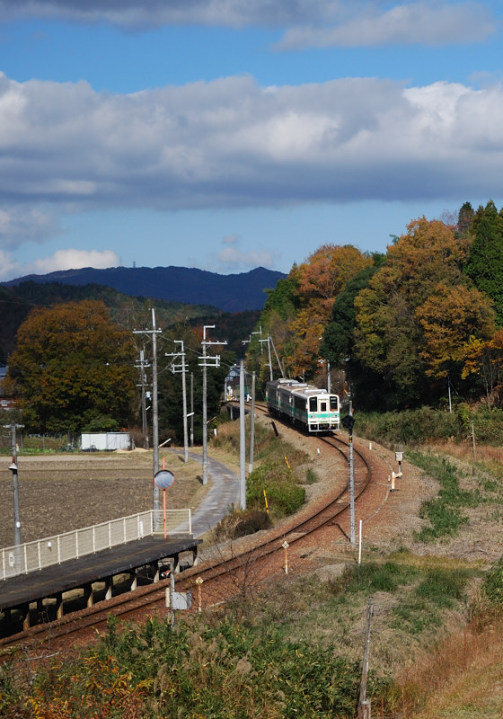 紅葉も深まってきています。_d0226336_0321570.jpg