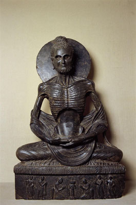 ガンダーラ　断食する釈迦像 ～京都大学こころの未来研究センター_d0106555_12365592.jpg