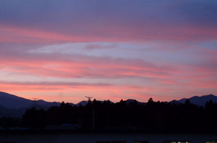 夕方の空の色 自然の中で