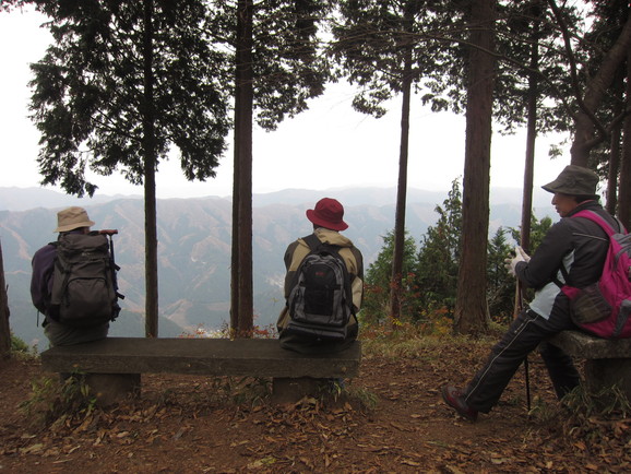 御岳~大岳山ハイキング_b0219170_11282621.jpg