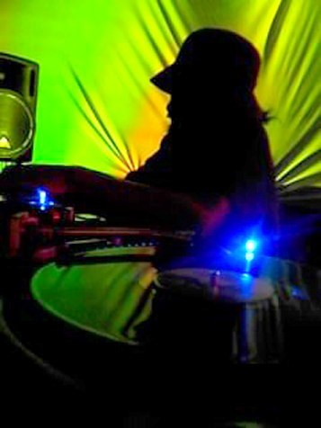 RETURN OF THE DJ\"7hours\" _d0106911_21315715.jpg