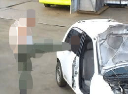 男の仕事2秒前!_a0019032_1720192.jpg