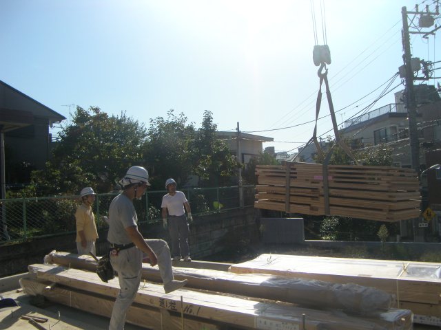 丸く納まる一本締め（建て方・大田区W様邸1６）_f0180237_2048946.jpg