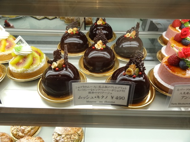 トシ・ヨロイヅカ_d0165645_9511752.jpg