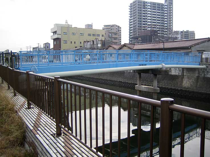 b0057679_8275178.jpg
