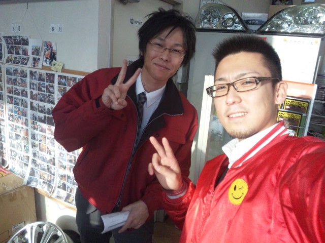 ランクル TOMMY札幌店 12月1日 月初、神宮参拝!_b0127002_22114785.jpg