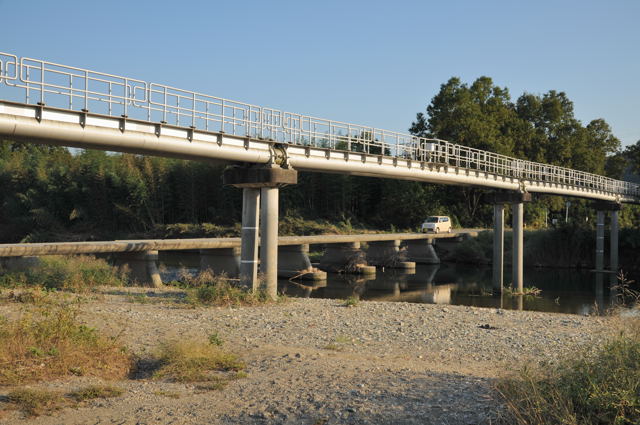 埼玉にもある沈下橋_c0081462_20264682.jpg
