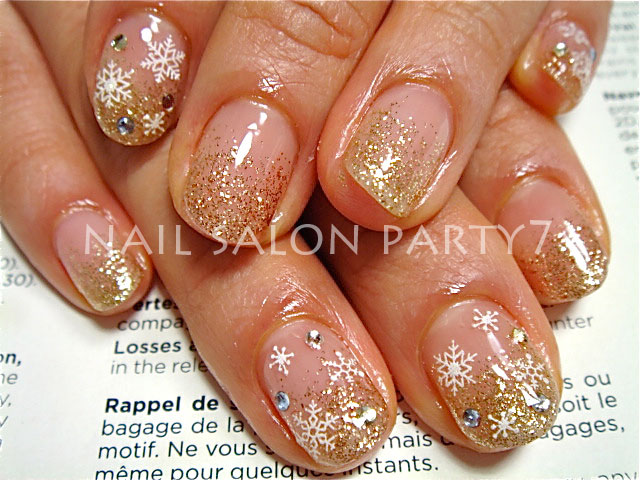ゴールドラメ 雪の結晶ネイル Nail Salon Party7の店長日記2 ゴールドラメ 雪の結晶ネイル Nail Salon Party7の店長日記2