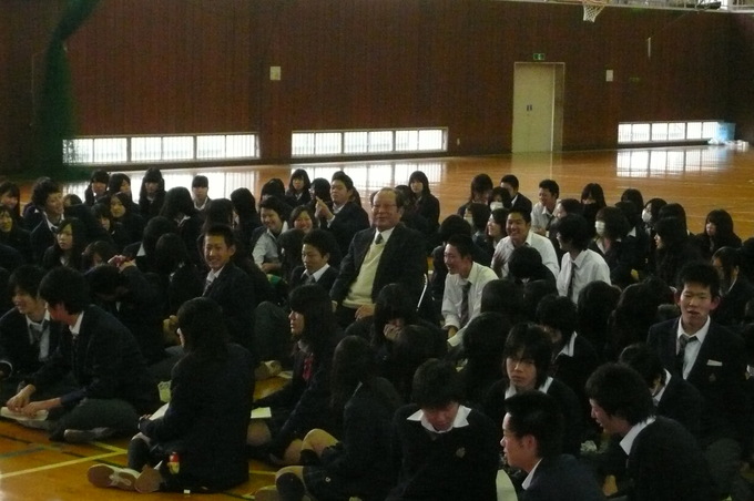 12月2日　　　茨城県立取手第2高等学校修学旅行事前平和学習其の二_d0249595_19213990.jpg