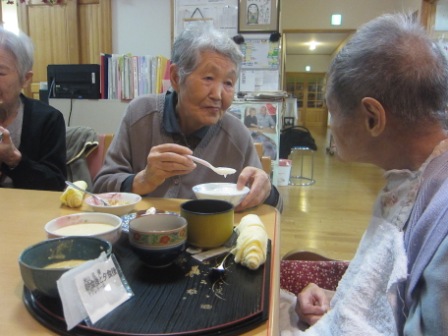 夜勤からのお届け16_e0142373_23655.jpg
