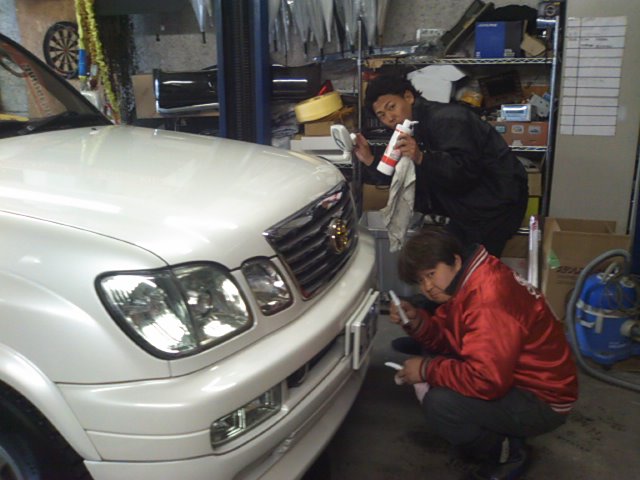 ランクル TOMMY札幌店 12月3日!本格的な冬の到来です☆_b0127002_2057215.jpg
