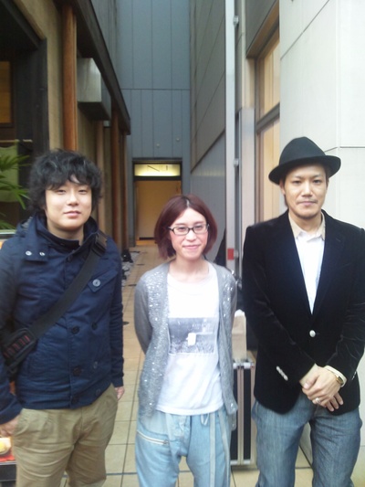 。インストアライブ。_d0137072_1556111.jpg