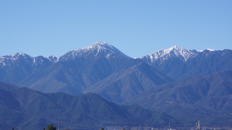 快晴の安曇野と常念岳_f0233414_2119924.jpg