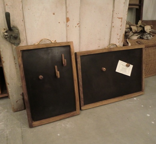 油性スタンプ台とアイアンボード。_a0164280_1154960.jpg