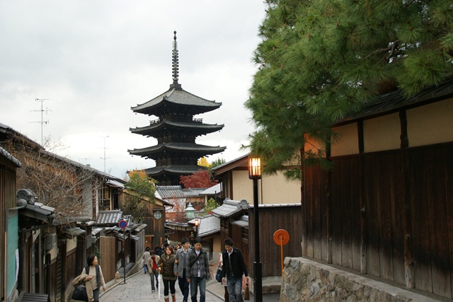 さすがです。紅葉も最高です。清水寺を訪ねました_d0181492_21582875.jpg