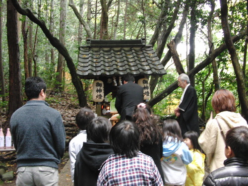 神宮寺・山の神祠_f0111128_1125451.jpg