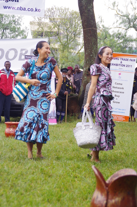 I\'m an African woman! Buy kenya Build Kenya in Nakuru_c0204073_18502381.jpg