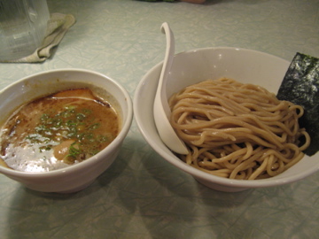 a0117599_0232379.jpg