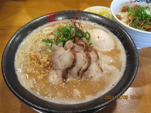 ラーメン屋巡り52_f0037753_18103041.jpg