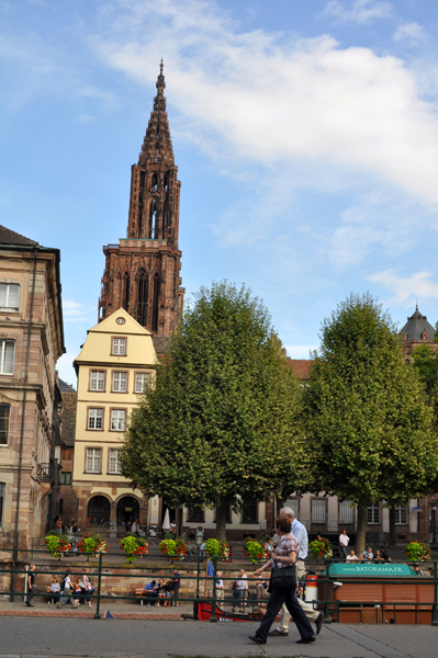 ヨーロッパの道が交差する街、Strasbourg。　〜２日目〜_c0209272_8111345.jpg