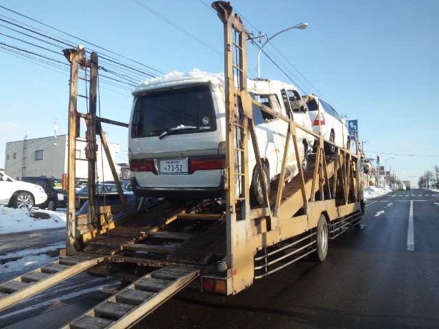 ランクル TOMMY札幌店 12月8日!小野様 グランビア 納車☆_b0127002_22155320.jpg