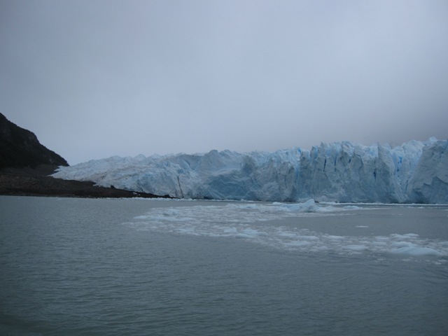 Patagoniaへの旅④～El calafateの氷河～_b0168151_8395548.jpg