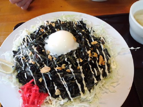 かまぼこメンチカレーうどん、12/18まで_c0092877_073537.jpg