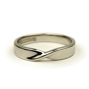 MARRIAGE RING ~ribbon & motorcycle~ 後篇_e0131432_11155055.jpg