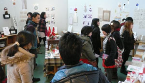 【2012大カレンダー展】勉強にもなります!_a0017350_10104022.jpg
