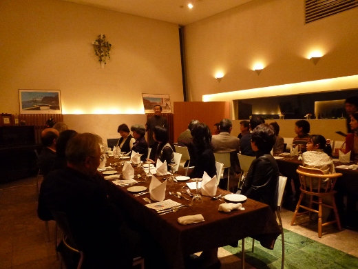 大津パブテスト教会のセルクリスマス会_b0100062_2152597.jpg