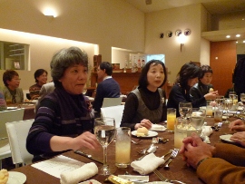 大津パブテスト教会のセルクリスマス会_b0100062_2155979.jpg