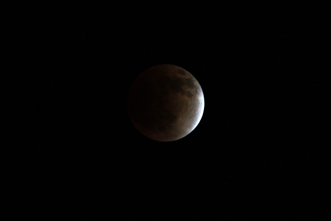 lunar eclipse_e0190023_035263.jpg
