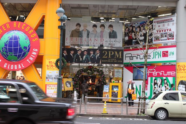 AU TEMPS JADIS & ORNE DE FEUILLES_d0148729_2048414.jpg