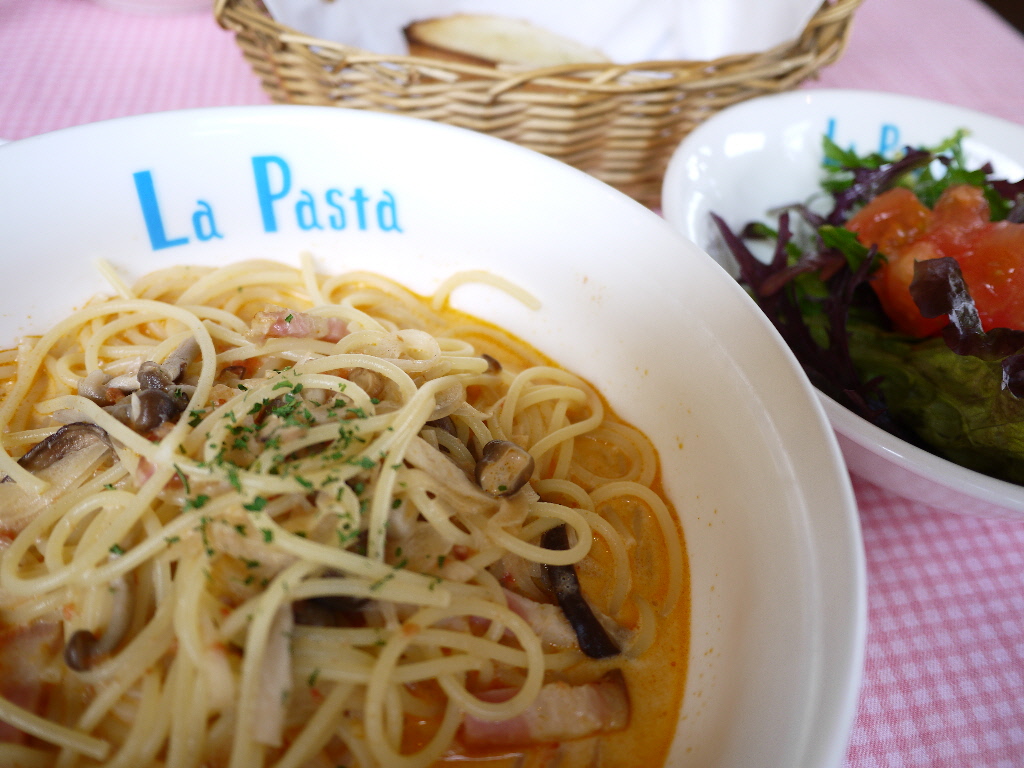 トラットリア・ラ・パスタ La Pasta_e0227942_22585160.jpg