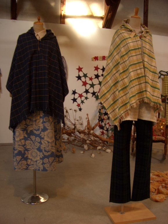ネルのポンチョ_c0214750_13909.jpg