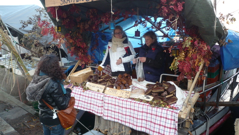 suomiの市場　ハカニエミvs old market??_f0073974_116224.jpg