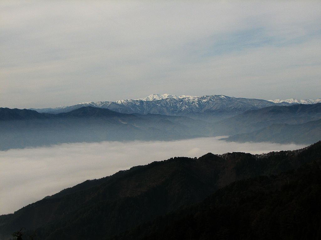 雲海と白山_a0209488_17225436.jpg