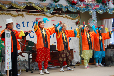 12/11聖愛園クリスマス会を盛大に開催しました☆_a0154110_1132512.jpg