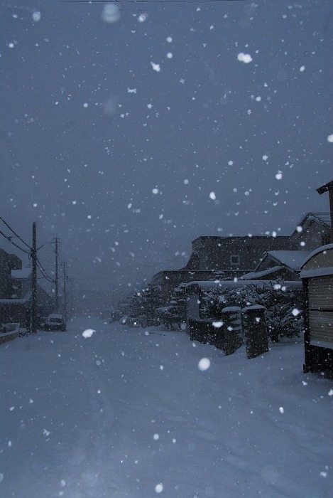 雪の降る街を 北の旅人日記