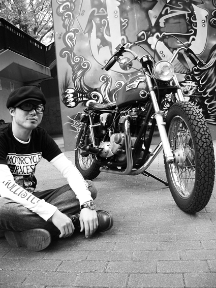 宮林 直紀 & Triumph TR6 5 KaminariBird(2011 1105)_f0203027_13354351.jpg