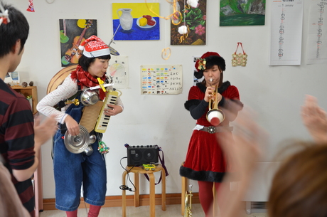 アトリエMIWA忘年会2011!!ふーちんライヴ大好評!!_c0131063_20163431.jpg