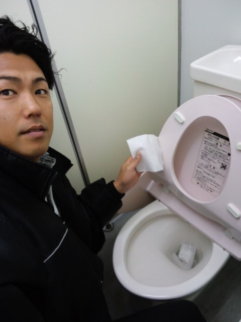 ランクル TOMMY札幌店 12月14日!今年もあと半分です。_b0127002_19412219.jpg