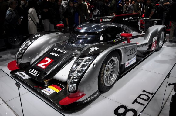 東京モーターショー2011 (輸入車編、そして・・・)_e0158925_1174569.jpg