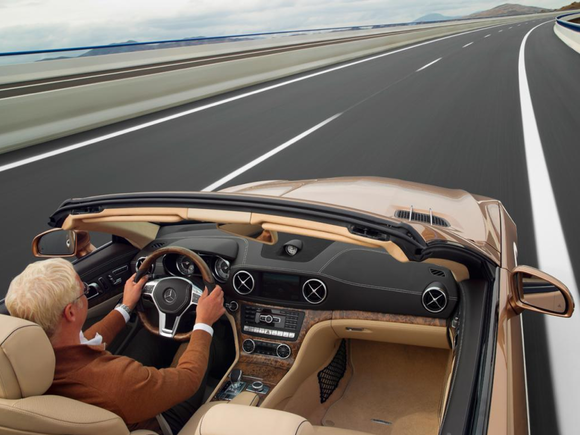 New Mercedes-Benz SL photo leaked out_e0099384_0463787.png